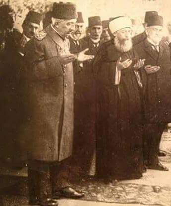 Padişaha Hain Diyenlerin Kendileri Vatan Hainidir .

Dedem Sultan Vahiddedin Han' ı rahmet ile anıyorum. ALLAH mekkanını cennet eylesin...
