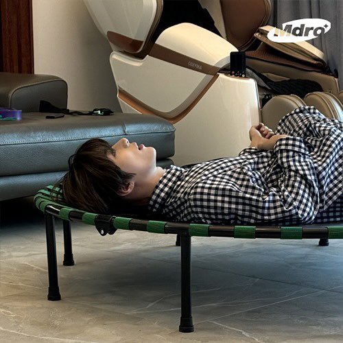 ‎오물조물 tweet media