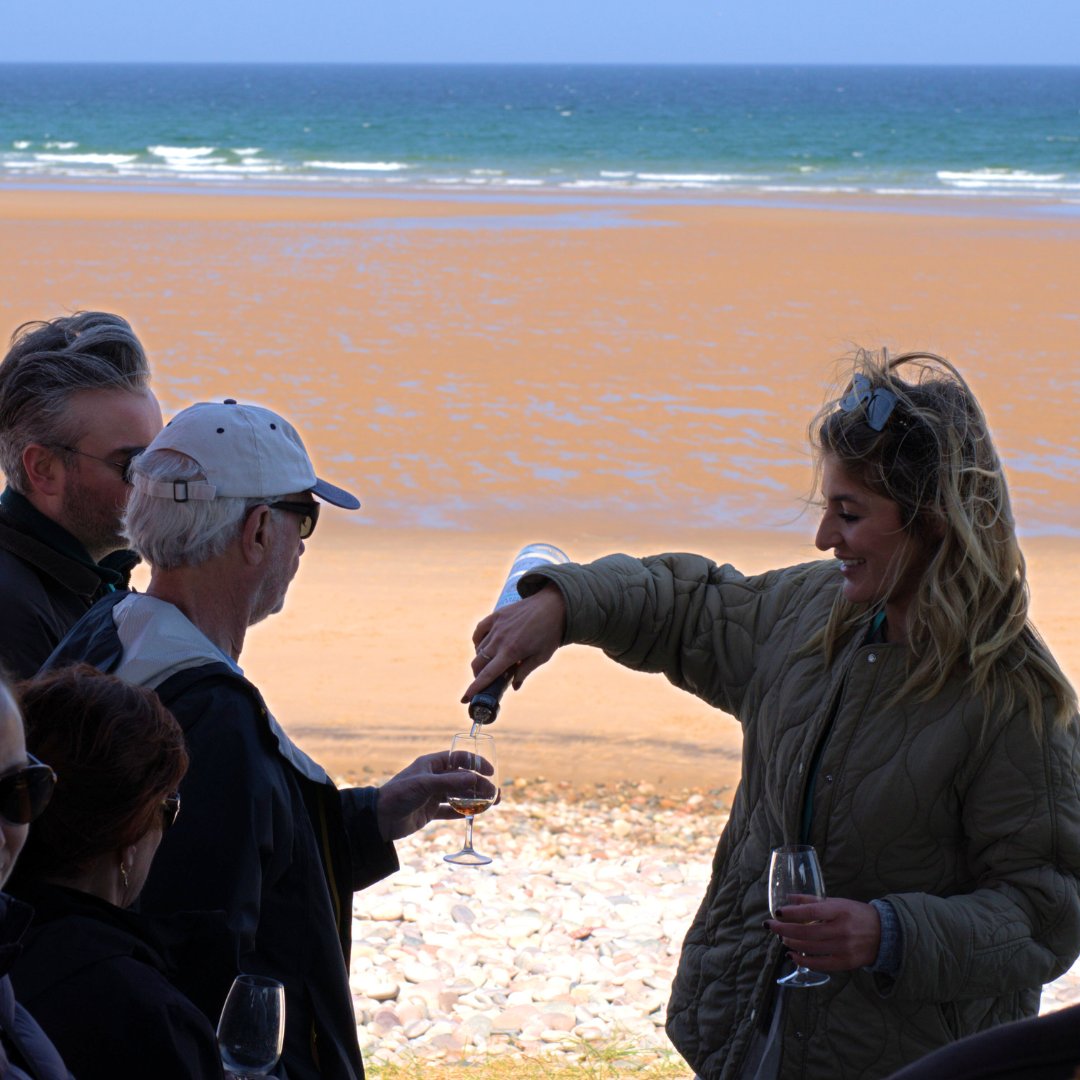 Drams with a view... Because life's too short not to enjoy whisky by the waves! 🥃🏖️

Tag your partner in pour and let's raise a glass to good times and great company ☀️

#MurrayMcDavid #InspiredScotchWhisky #ArtofMaturation #Whisky #ScotchWhisky #Scotch #Dram #BeachPicnic