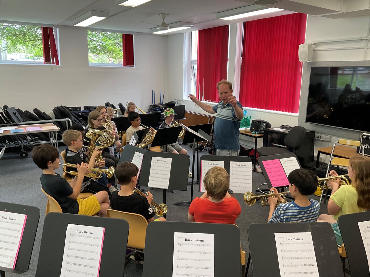 We were delighted to welcome lots of Brass and Guitar players to our Come and Play events last weekend! These events ran as part of Reading Children's Festival and gave students a chance to experience playing their instrument in an ensemble!