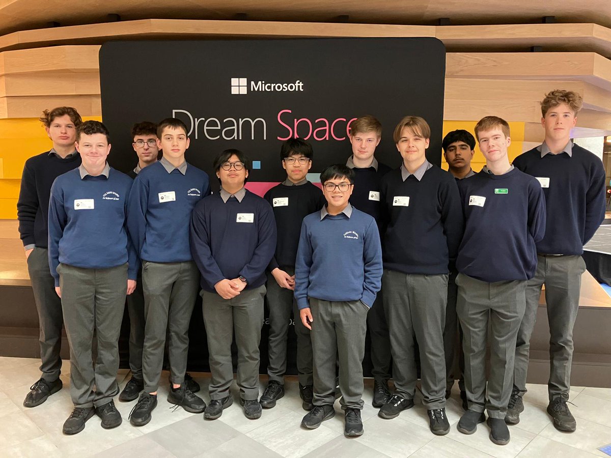 ColaisteCoding's tweet image. So proud of our Microsoft Ambassadors attending a super day @MS_eduIRL #STEM #STEMTeam @CbsMullingar