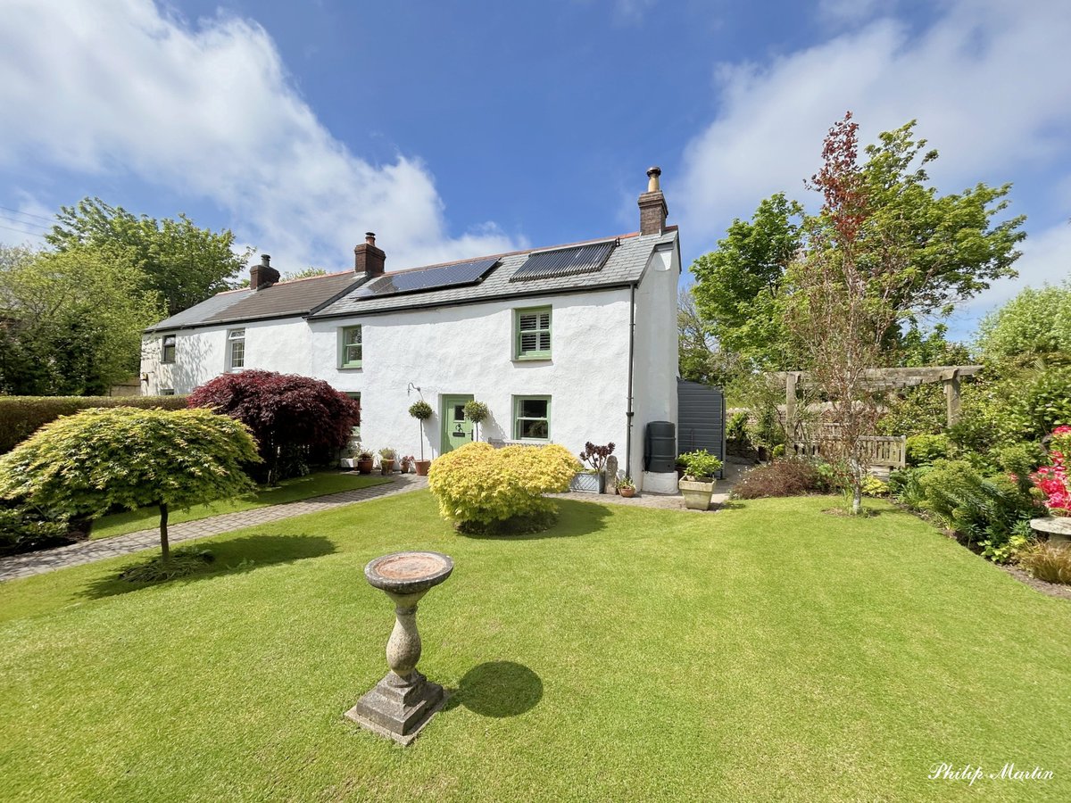 Philip Martin Estate Agents tweet media
