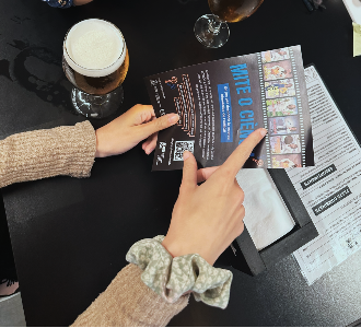 👉Durant les sessions del <a href="/pintofscienceES/">Pint of Science ES</a>  a Girona hem aprofitat per fer difusió del joc Mite o Ciència!🧪

Un joc per conèixer la recerca des d'una altra perspectiva!🔬

Juga aquí! idibgi.org/miteociencia/

Gràcies a la col·laboració de <a href="/FECYT_Ciencia/">FECYT</a>

#somCERCA <a href="/eduscopi/">Eduscopi</a>