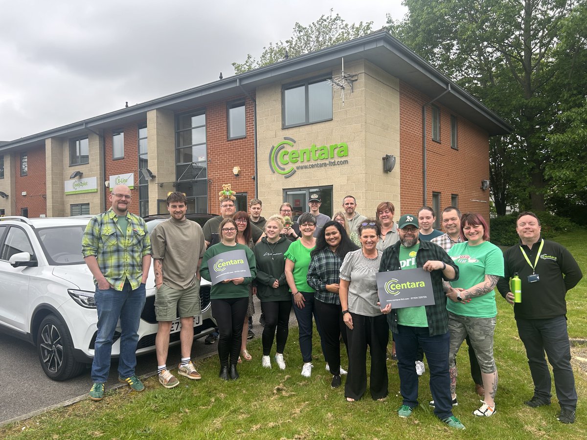 CentaraMaps's tweet photo. The green team! at @CentaraMaps  taking part in the "Wear it Green" 'day as part of Mental Health Awareness Week.

Thanks to Cath Crawshaw and Heather Scott for coordinating everyone today.

#MoveforMentalHealth #mentalhealthawareness #mentalhealth #wearitgreen @RSKGroup https://t.co/oHH4neVOVb