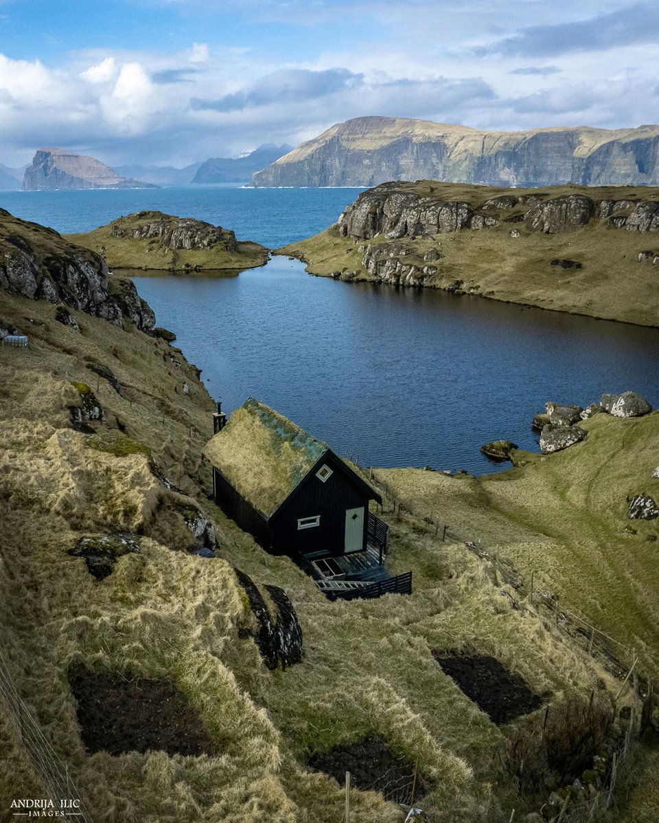 Sanctuary hidden from the world, Faroe Islands
©Andrija Ilic

#faroeislands #TravelAndTourWorld
#Photoforinspiration
@TheFaroeIslands