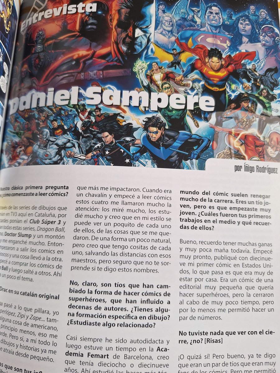 ¡Se me olvidó contaros que en la revista @DolmenEditorial de abril sale una entrevista que le hice a @Sampere_art el gran dibujante español que lo está petando con Wonder Woman, Action Comics y Dark Crisis!