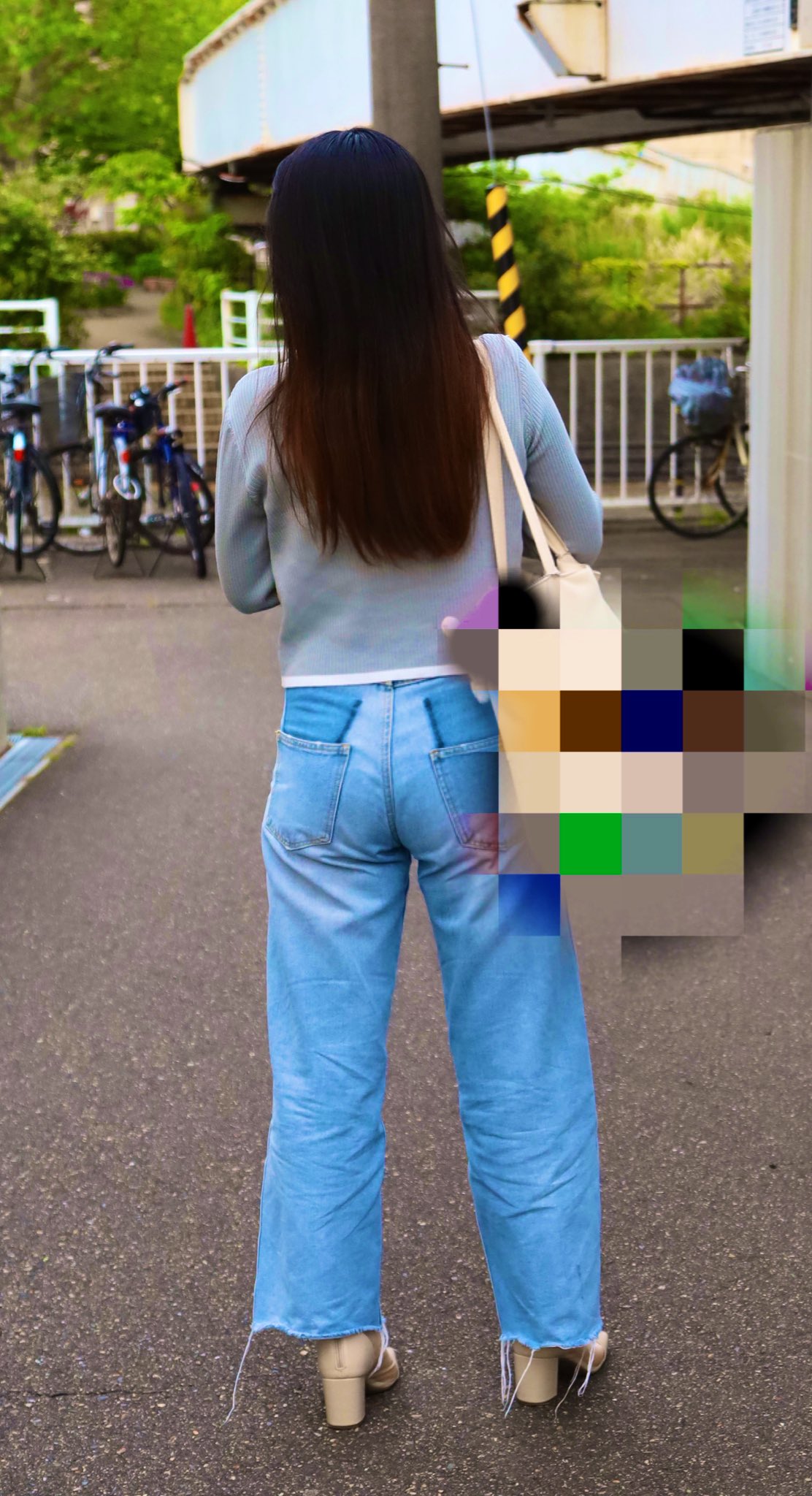 街撮り女子大生  / X