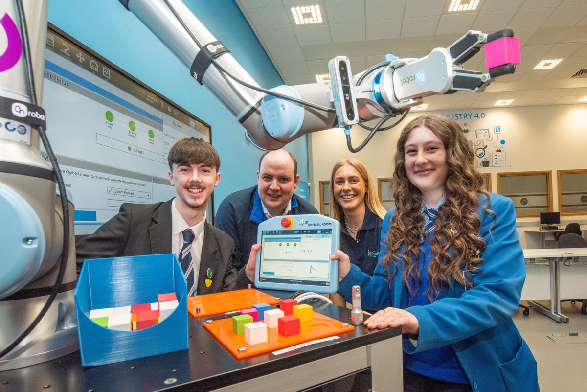 Thanks to @SaintMarysDerry & @StColumbCollege for taking part in our 2024 Engineering Challenge. St Mary’s College won & students received a google nest mini speaker, I4.0 branded t-shirt from NWRC & @GEMXNW and the Engineering cup. Well done everyone! shorturl.at/svCHT