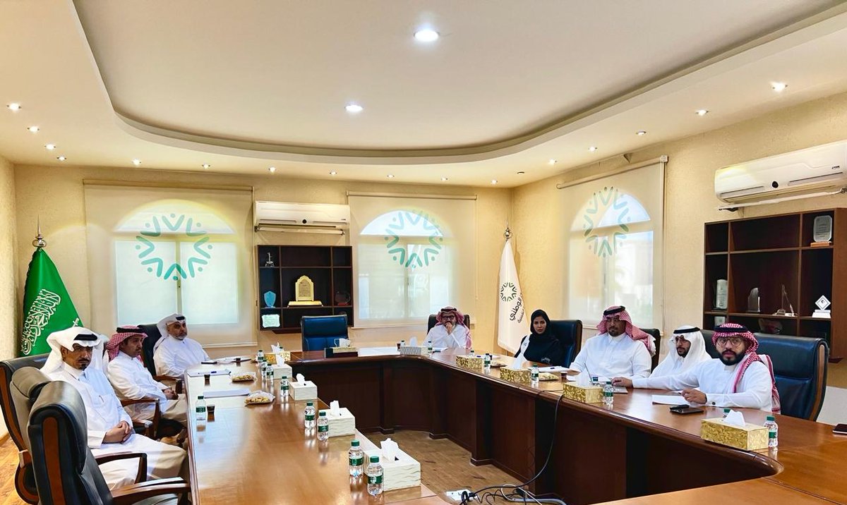 #خبر

تشرفنا اليوم بزيارة وفد من الأشقاء في مركز دعم الصحة السلوكية بدولة قطر وذلك بهدف الاستفادة من الخبرات وبحث سبل التعاون المشتركة .

#الصحة_النفسية