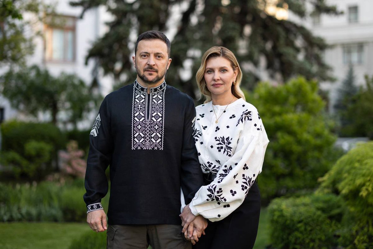 “Over the years of our resistance, it has become an informal uniform for all those who defend humanity, freedom, and the right to self-identity,” President Volodymyr #Zelensky and First Lady Olena Zelenska greeted Ukrainians on Vyshyvanka Day🇺🇦 📷: President’s Office