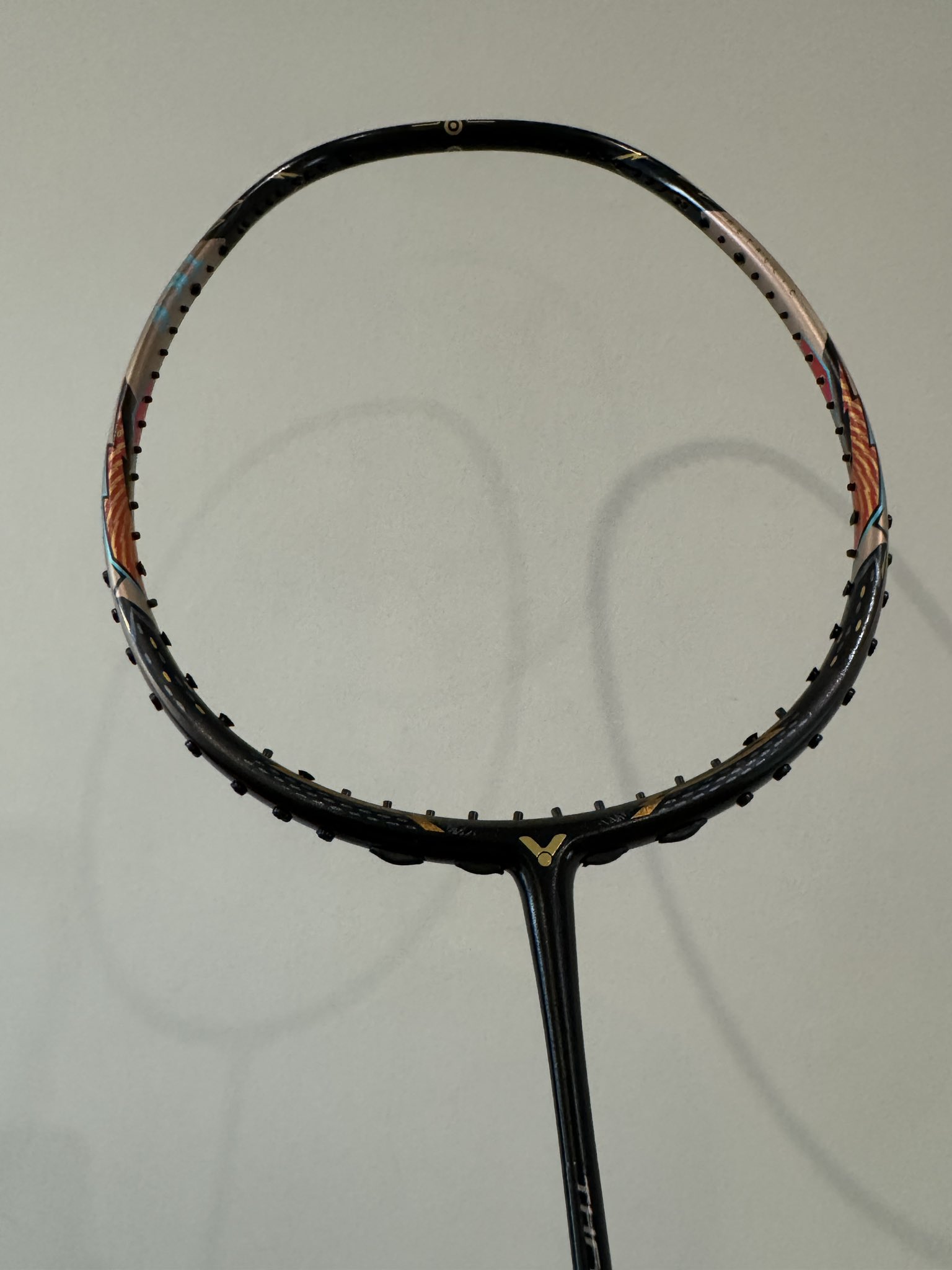 VICTOR スラスターF隼ウルトラ VICTOR(スポーツ) ヴィクター バドミントンラケット スラスターF