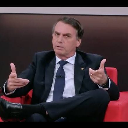 NP__Oficial's tweet photo. 🚨 Exclusivo: l Joias de Cantanhêde podem ter sumido no dia da visita de Bolsonaro à GloboNews https://t.co/NSXJDssUxr