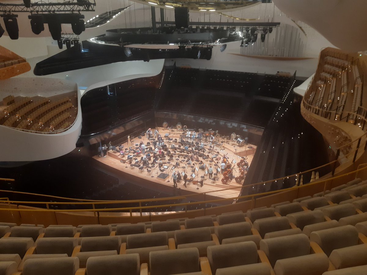 Rendez-vous demain à la @philharmonie et en direct sur @francemusique pour la sublime 5e symphonie de Mahler dirigée par Myung-Whun Chung ! 🎫 Dernières places disponibles ici maisondelaradioetdelamusique.fr/evenement/mahl…