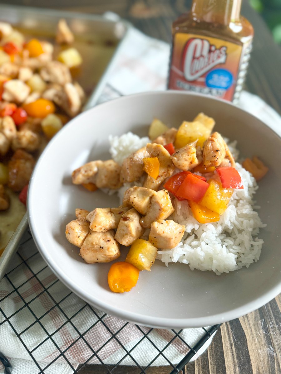 My new Sheet Pan Korean BBQ Chicken...an easy, quick weeknight dinner! <a href="/cookiesbbq/">Cookies Bar B Q</a> #smartcookiesusecookies #cookiesbbq sweetandsavoryfood.com/2024/05/sheet-…