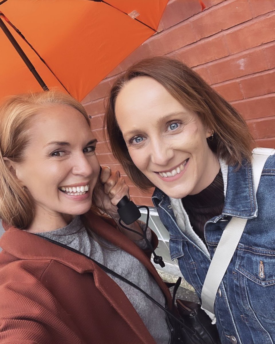 Julie Wilson tweet media