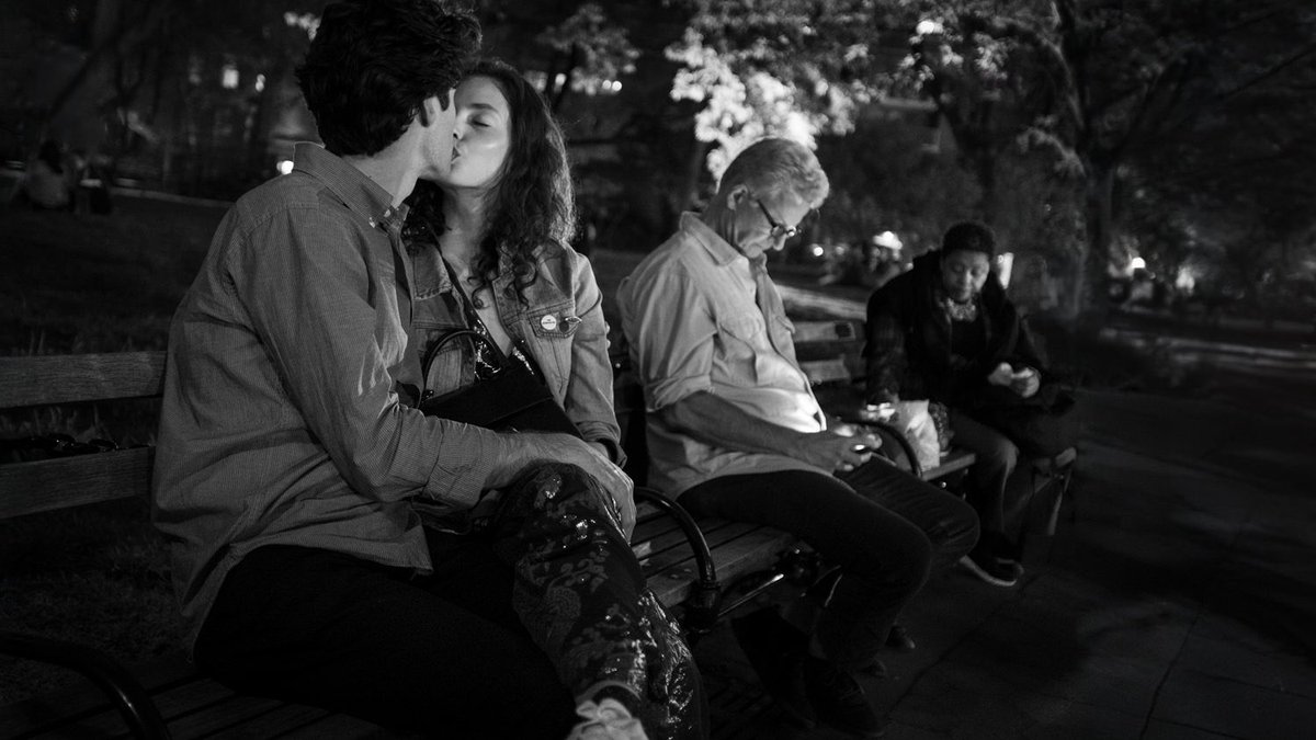 One Bench, Many Tales
#FujiX100F
1/25th@ƒ/2-ISO3200

#nightphotography #kiss #parkbenchstories #contrast #grain #darkroom #composition #candid #documentary #photojournalism #streetphotography #blackandwhite #Fujifilm #washingtonsquarepark #FujifimAcros #Acros #GreenwichVillage