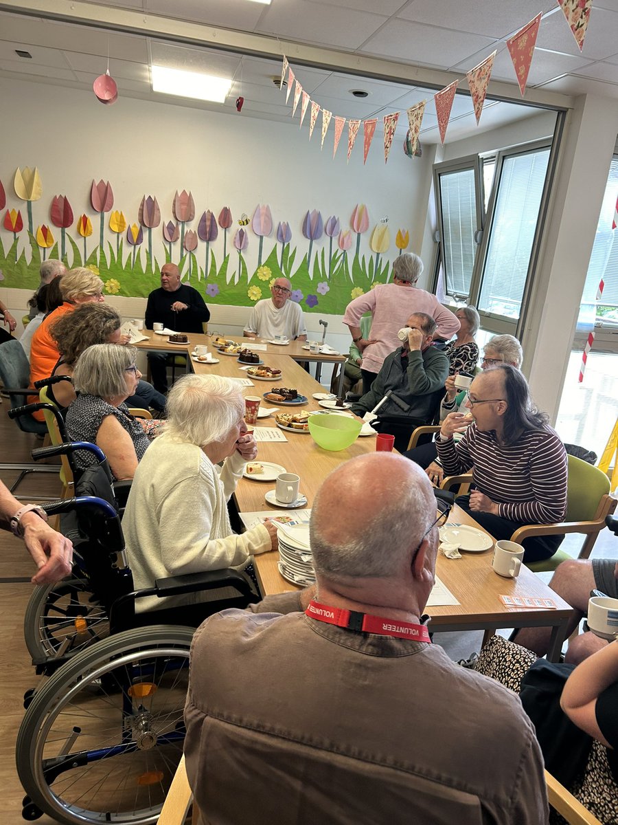 An amazing first living well after stroke coffee morning on the ward! Thank you to everybody for supporting this, so wonderful to see past and present patients together. 🥰