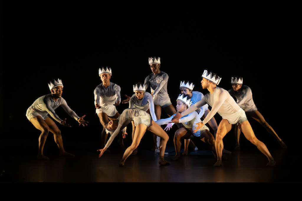 #DANCE #REVIEW Ballet Black: Heroes @BarbicanCentre @BalletBlack 'is a seriously impressive company doing important, radical, entertaining work' ⭐️⭐️⭐️⭐️ thereviewshub.com/ballet-black-h… #London