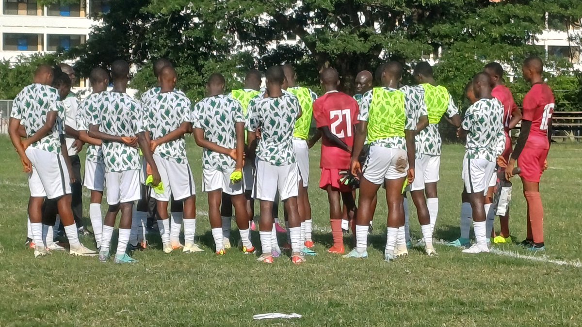 🇳🇬 Nigeria U17 side, the Golden Eaglets, will begin their 2024 WAFU U17 Championship today against Burkina Faso 🇧🇫.

Both teams faced off in the final of this same tourney in the last edition. 

KO: 4PM (Nigerian time)

#YourSportsMemo