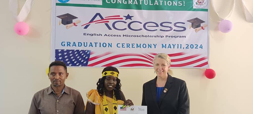 Congratulations to Gambella’s 49 English Access Microscholarship Program participants! Completing 360-hours of English Language and Leadership Skills training is a huge accomplishment and positions them for further education and community impact. During the closing ceremony, Dr