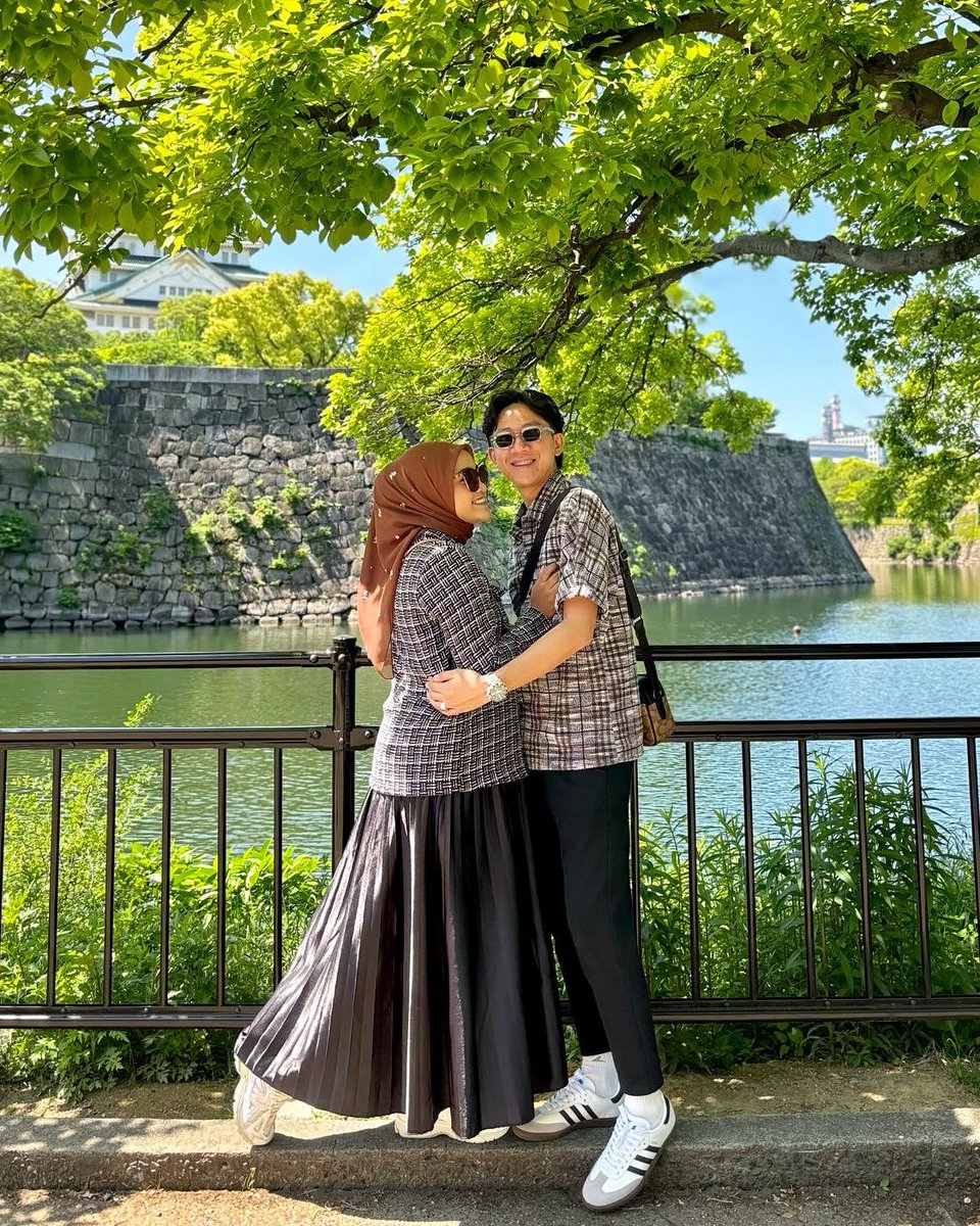 ananajia's tweet photo. To more matchy outfits with you ❤️ https://t.co/dLC3sV7XT0