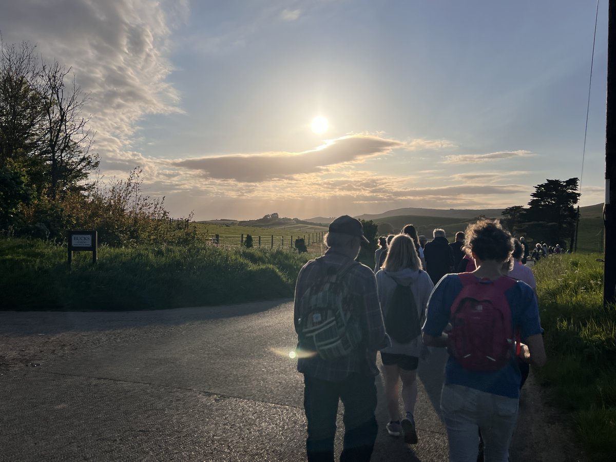 Thank you to the 60+ walkers who attended David Yates' 'Bucks and Ducks' walk last night, a six-mile scenic route through Shorwell's beautiful countryside.🌿🥾 ℹ️There's still time to sign up and join us this weekend: isleofwightwalkingfestival.co.uk #IsleofWight #IOW #IWWF24