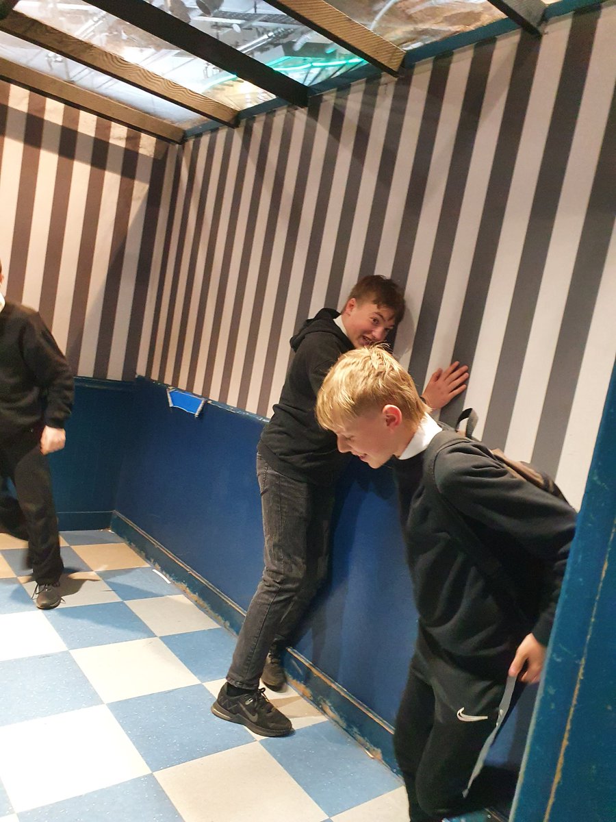 Linlithgow Chemistry tweet media