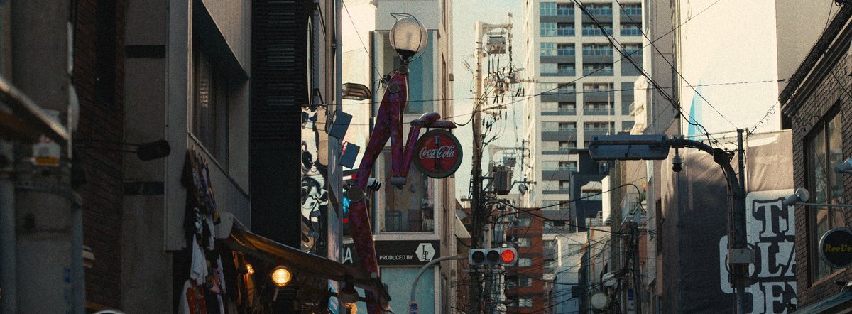 Dotonbori, Osaka, Japan 🇯🇵 
I’ve been using my ‘film looks’ and applied them to a bunch of photos this week, and I’m sold on em, I think they look great!
