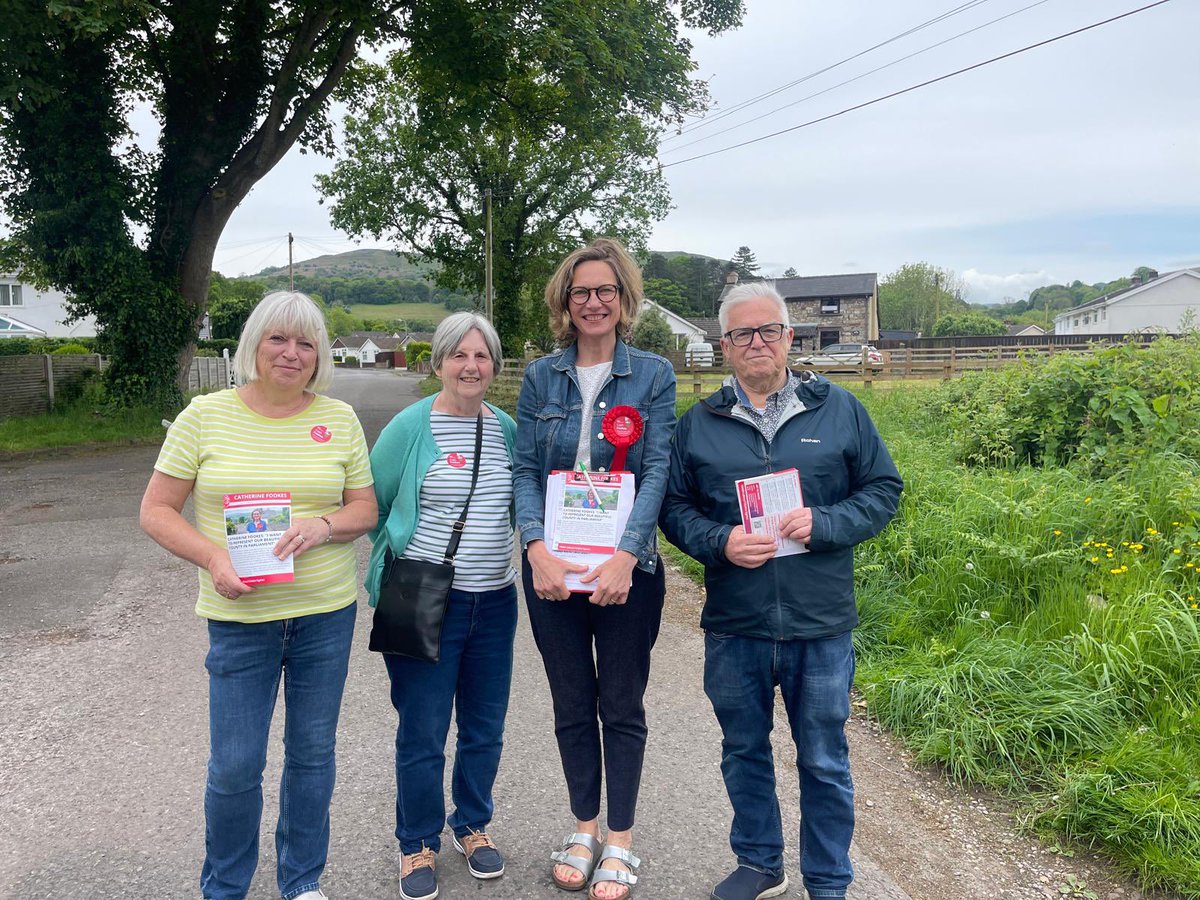 Great to speak with Gilwern residents about Labour’s first steps for Britain this morning. Pleased to have support from families who will be putting their trust in Labour for the first time. #VoteLabour