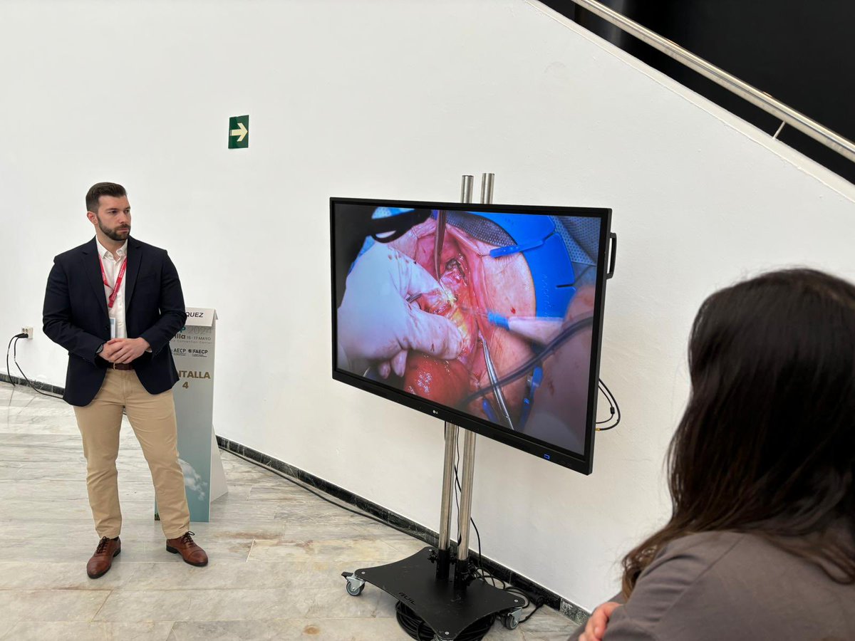 Cirugía Pontevedra (@cgd_pontevedra) on Twitter photo 📍Seguimos en #AECP24 presentando nuestros vídeos en patología de suelo pélvico 📽️📽️
- Prolapso mixto de órganos pélvicos, abordaje robótico. <a href="/LeireOtaloraM/">Leire Otalora Mazuela</a>
- Procedimiento Altemeier. <a href="/iCorwei/">Iván Cordovés Weiler</a> 📍Seguimos en #AECP24 presentando nuestros vídeos en patología de suelo pélvico 📽️📽️
- Prolapso mixto de órganos pélvicos, abordaje robótico. <a href="/LeireOtaloraM/">Leire Otalora Mazuela</a>
- Procedimiento Altemeier. <a href="/iCorwei/">Iván Cordovés Weiler</a>