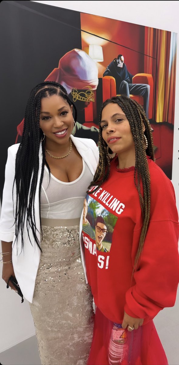 MashondaMedia's tweet photo. @MashondaLoyal with the artist #MalikRoberts 😍🙌🏿🔥💯 #mashondatifrere #melanin #melanated #brownskingirls #artcurator #artgallery #boxbraids #womeninart https://t.co/yx0k4V7Wq1