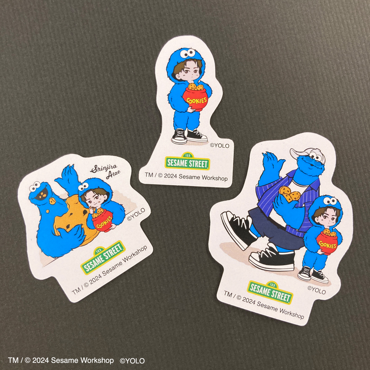 vv__official's tweet photo. 與 真司郎 meets クッキーモンスター

ヴィレッジヴァンガードオンラインストアにてコラボグッズ販売決定！
2人の可愛いイラストは必見です🍪👀

＜販売期間＞
5月17日(金)10:00～5月26日(日)23:59

📝詳細
https://t.co/06U6S1WaNE
🧺販売
 https://t.co/UyjdlMtVFY

@A_Shinjirooooo https://t.co/1MUjNwetq8