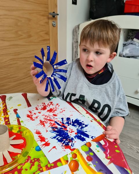 Childminders are expressive, creative and innovative – and this inspires us all! 😃💙🎨

With low adult-to-child ratios, they play a key role in supporting self-expression, growth and learning for children and young people.

#ExpressYourself #CheerforChildminding #ShapingFutures