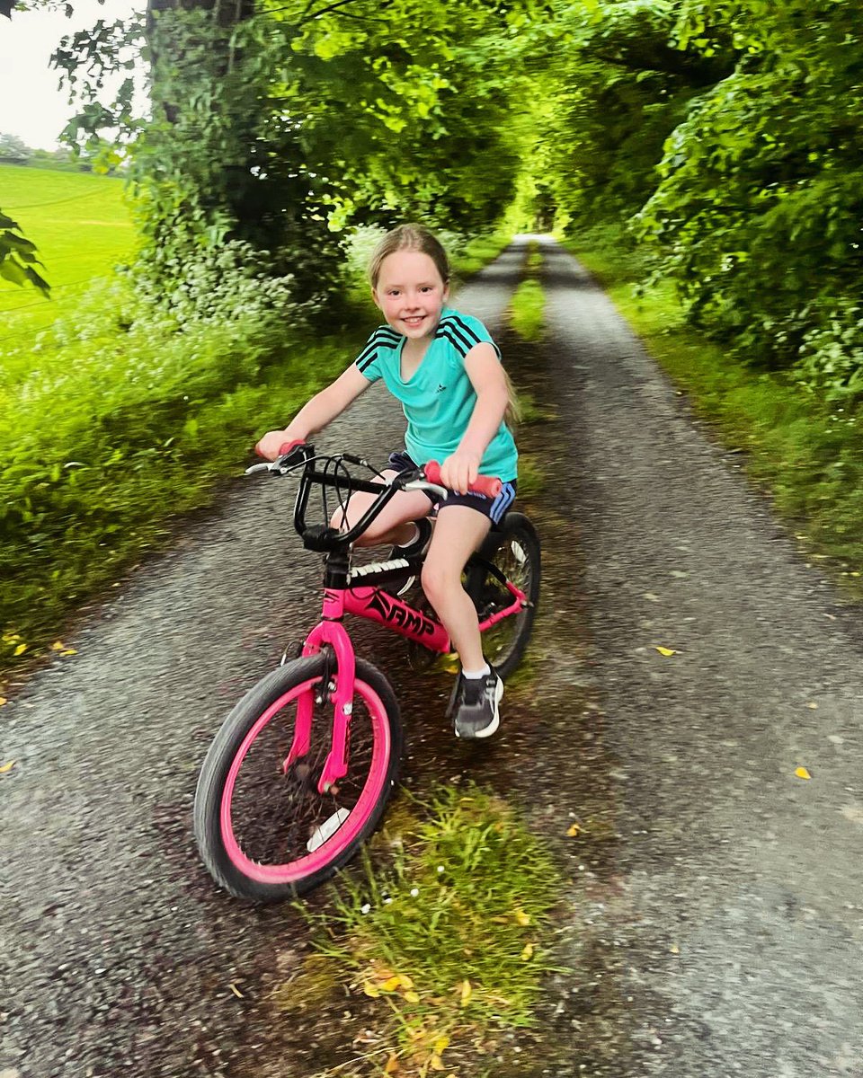 🚴‍♀️Some beautiful photos from #BikeWeek 2024🚴‍♀️ Check out our Bike Week challenges on tipperarysports.ie/content/bike-w… Submit your cycling photos to be in with a chance of winning super prizes. #beactivetipperary #lovecycling #BikeWeekTipperary