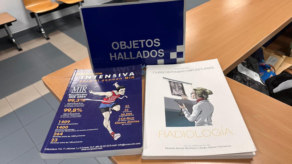 Nos han entregado estos libros que alguien ha extraviado.

Si son tuyos, no dudes en venir a recogerlos.

Se encuentran en nuestra sección de Objetos Hallados, en nuestra Jefatura de la Avd. Burgos.