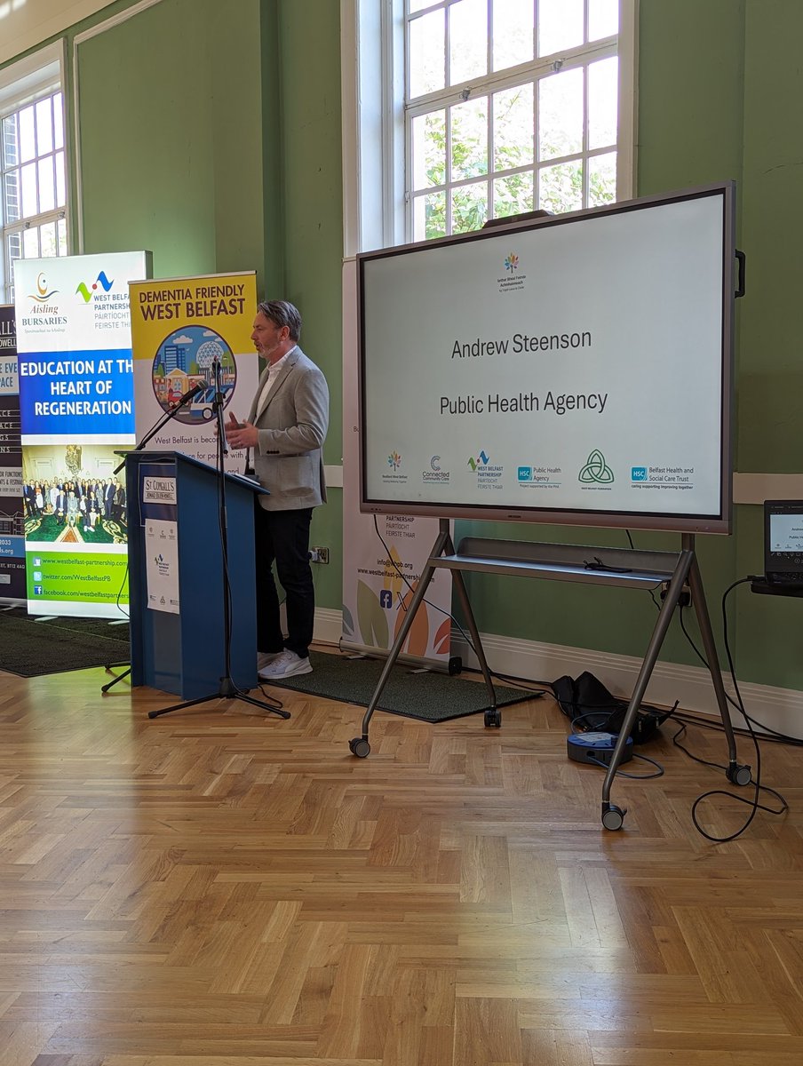 Andrew Steenson from the @publichealthni talks about the importance of people, place and population health and the great work which is being done in West Belfast on locality based health initiatives. A big thanks to Andrew for speaking this morning and his kind words 🙏