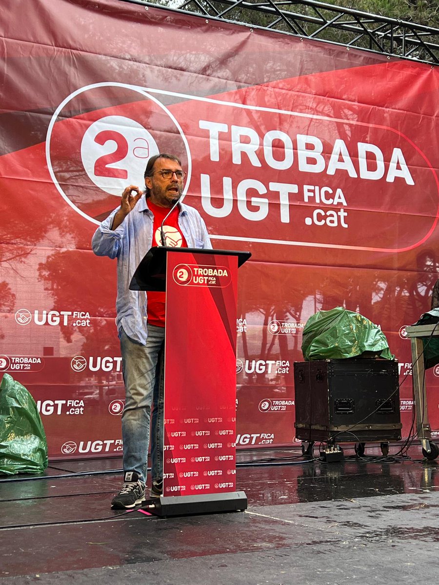 ugtficat's tweet photo. 📢La UGT FICA organitza la 2na trobada a Gavà
🙌🏽Sempre al costat dels treballadors i treballadores.Sempre per millorar-ne la vida!
💧Ens hem mullat una mica....
✊🏽Quin orgull de militància https://t.co/BYP4K9DnaK