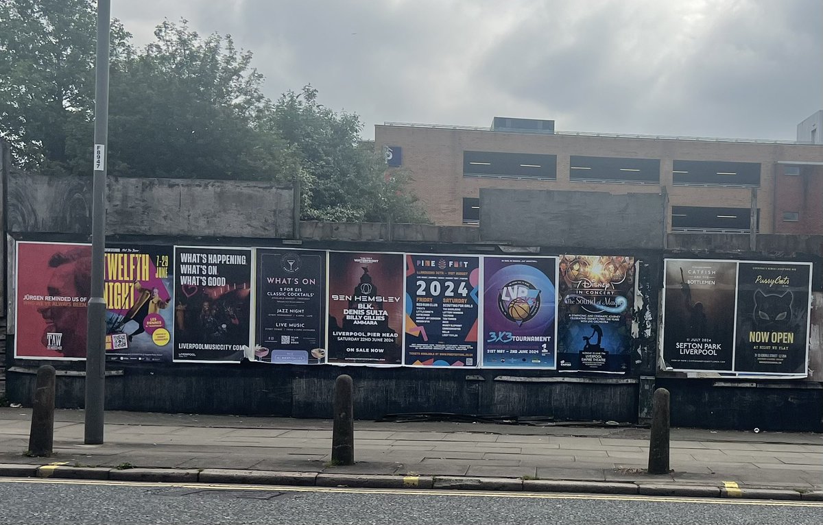 Sad state of affairs this 

Liverpool Clubs used to dominate these poster bays. Liverpool clubland is finished. 

Sad tbh 

Absolutely made up I'm out of it & I'm not one of these DJ's bouncing round town in my 40s working and constantly kissing arse for £100 a night