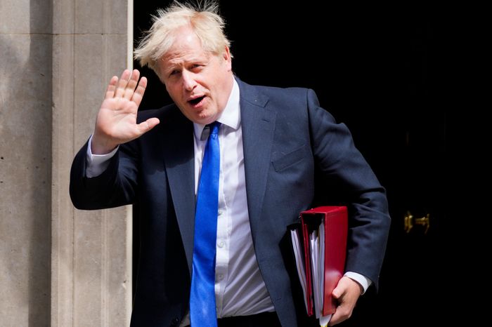 🇬🇧 Britain's only rockstar politician, Boris Johnson, is loved right across the UK. He will rightly always be affectionately referred to as The People's Prime Minister ⬇️ A Proven Winner ⬇️ 🇬🇧