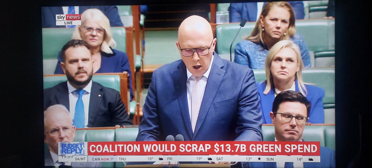 @Lisa9Sophia Yes, I think so too. The first 5 mins confirmed it even more for me. Well spoken to the points of interest concerning the current issues. Go Dutton.