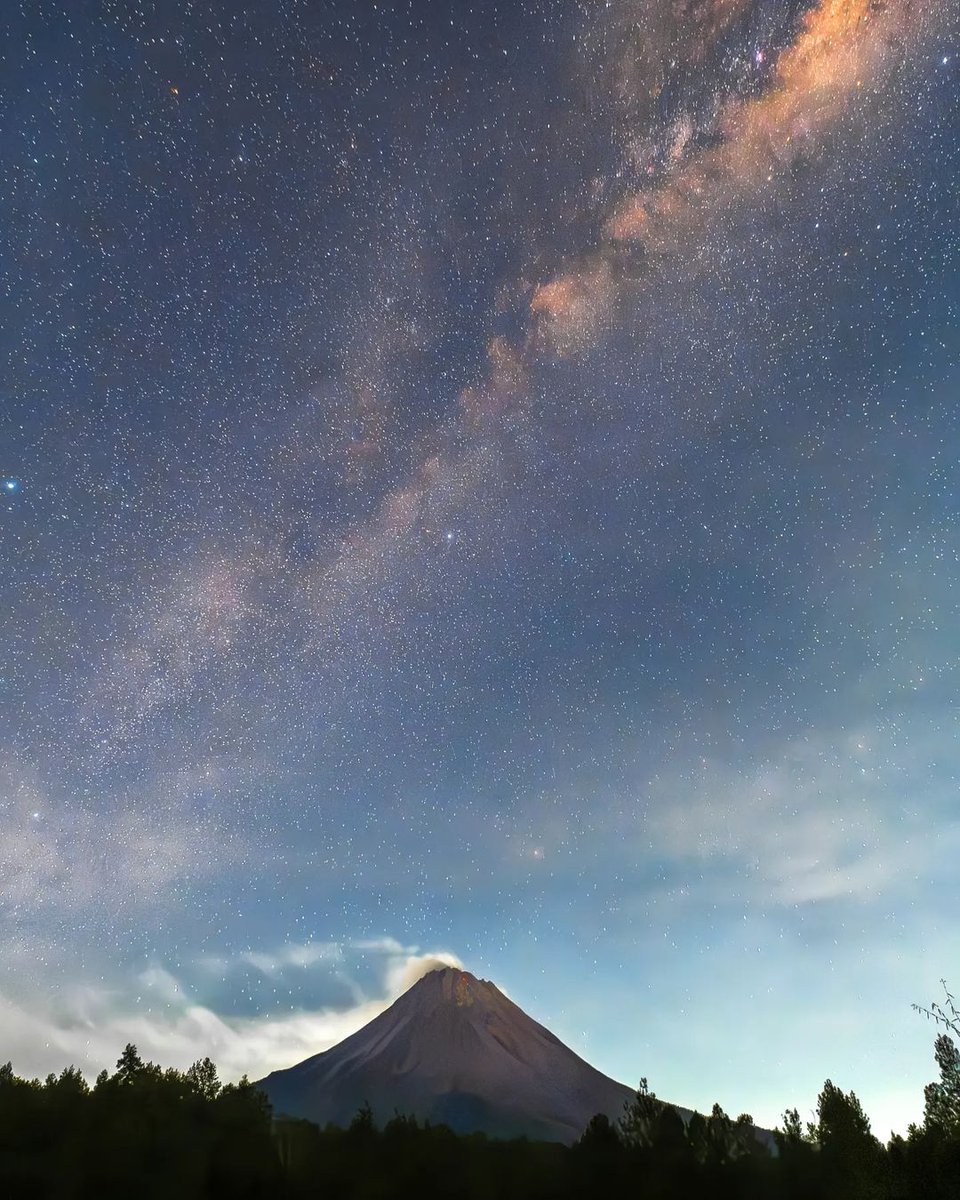 [Foto] Sebatas menikmati dan mengabadikan Milkyway & Merapi dari Magelang

(didi_jee)
