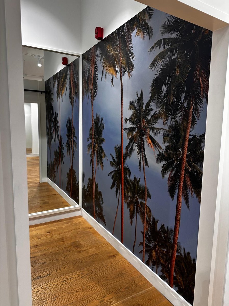 TwentyFiveLtd's tweet photo. @Vilebrequin Gunwharf Quays, Portsmouth.

https://t.co/Y51vFO3PH8

#Retail #Shopfitting #Construction https://t.co/xWEMeuAnLk