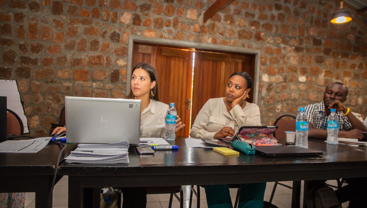 IOMSierraLeone's tweet image. 2/2
The training was a direct response to the objectives of the Sierra Leone’s Labor Migration Policy and a joint effort aimed at bolstering labour migration governance and safeguarding the rights of migrant workers.

 #MigrationForDevelopment
 #GlobalCompactforMigration