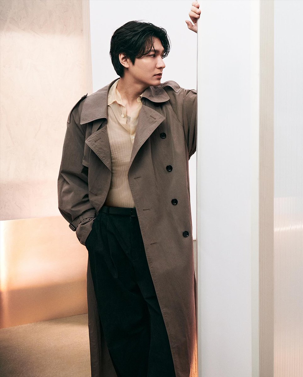 The path is all yours. #LeeMinho creates his own destiny, in head-to-toe BOSS #BeYourOwnBOSS
#Boss #bossfashion #mensfashion #menstyle #fashion #style #Jashanmal #Bahrain