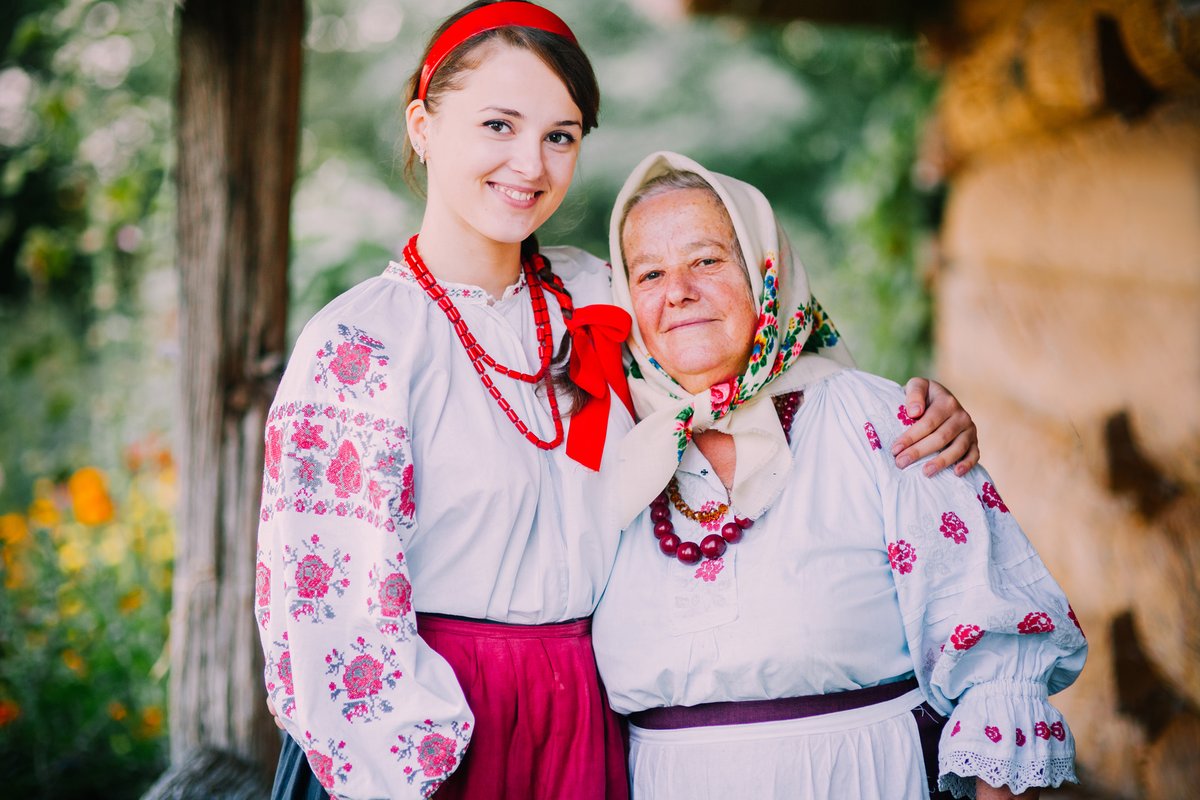 #DiscoverCEE with the IDM: Today is Vyshyvanka Day!🇺🇦 Have you ever heard of the 'Vyshyvanka'? This ethnic embroidered shirt is one of the best-known symbols of Ukrainian culture and even has a dedicated day on the third Thursday of May.