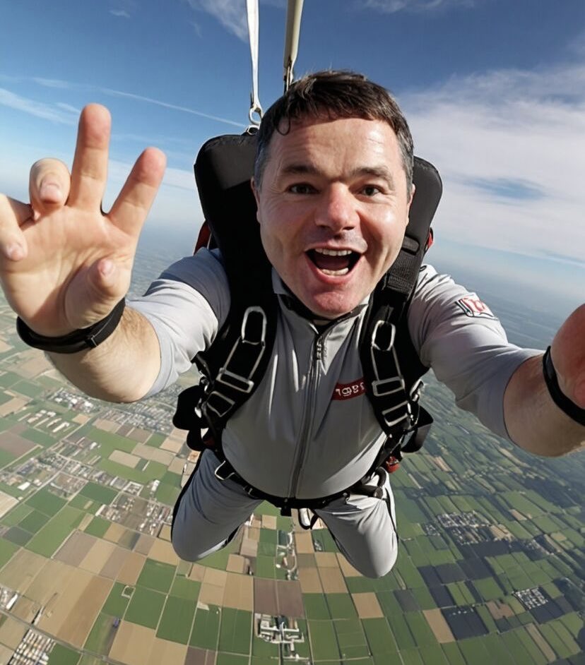 1/2 I usually get a lot done in a day but this is ridiculous! Attended the European Anti-Financial Crime Summit this morning where <a href="/TweetIDPal/">ID-Pal</a> are demonstrating the dangers of identity fraud, which is a very serious issue, as these FRAUDULENT images show.