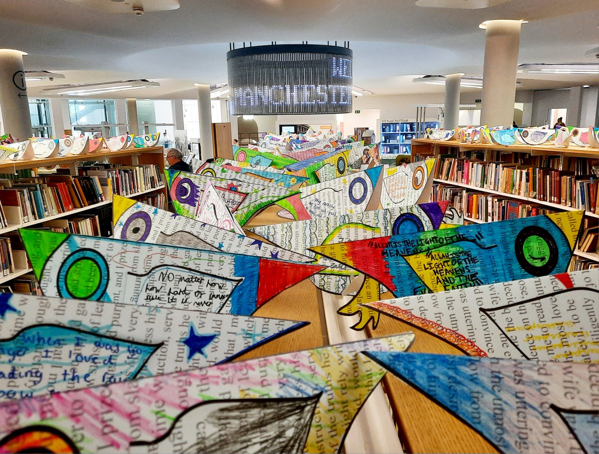 MancLibraries's tweet image. 👉There's so much happening on our #BluePeterBookClub Live launch on 18 May!  Ready to fly are birds created as part of Reading Makes Us Free art project with the fab Emma Martin &amp;amp; 10,000 sch children. See details of the full free prog here:
librarylive.co.uk/event/blue-pet… @ace_national