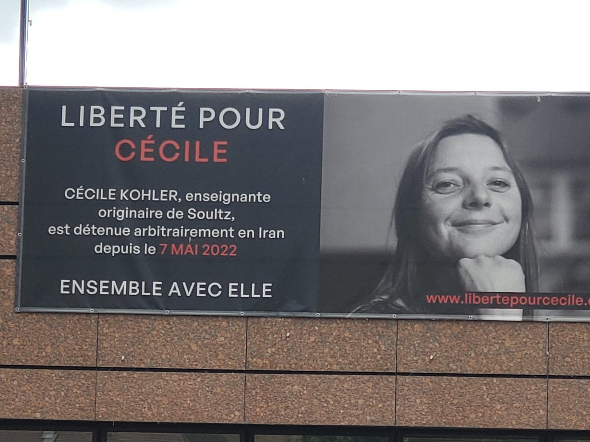 À #Strasbourg, la solidarité avec #CecileKohler s'affiche haut et fort ! Élu(e)s, aidez-la, montrez-lui votre soutien ! C'est aujourd'hui son 740e jour de détention en #Iran #FreeCecileKohler #LibertéPourCécile #FreeThemAll