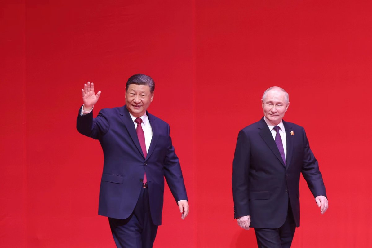 President Xi and President Putin jointly attended the opening ceremony of the China-Russia Years of Culture and the concert celebrating the 75th anniversary of diplomatic ties.