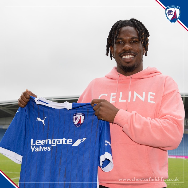 ChesterfieldFC's tweet photo. 𝗪𝗲𝗹𝗰𝗼𝗺𝗲 𝗯𝗮𝗰𝗸 𝘁𝗼 𝗖𝗵𝗲𝘀𝘁𝗲𝗿𝗳𝗶𝗲𝗹𝗱, 𝗧𝗶𝗺 💙

We are delighted to announce that 23-year-old midfielder Tim Akinola has rejoined the club on a permanent deal.

More details below👇

#Spireites